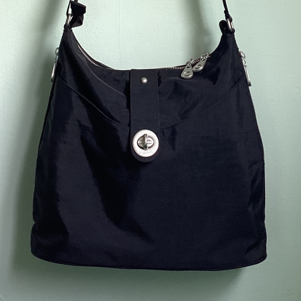 Baggallini Black Turn Lock Large Crossbody